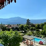 Hotel Chateau Hotel, Restaurant & De La Commanderie 4*