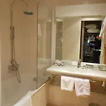 Chateau Hotel, Restaurant & De La Commanderie 4*