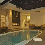 Chateau Hotel, Restaurant & De La Commanderie Eybens