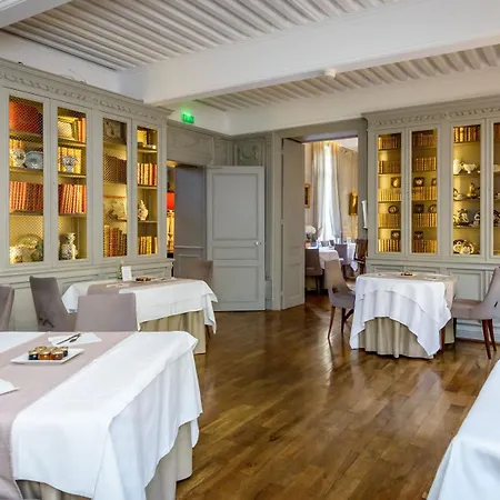 Château Hôtel, Restaurant&spa De La Commanderie 3* Eybens
