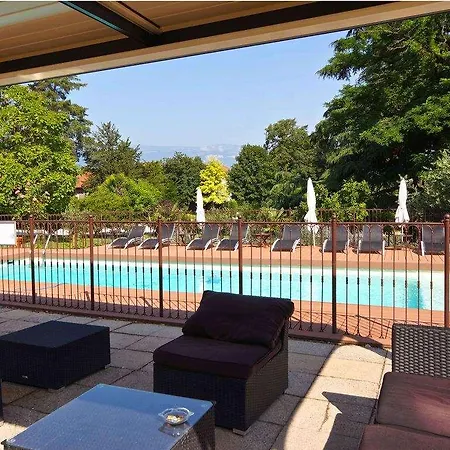 Château Hôtel, Restaurant&spa De La Commanderie Hotel Eybens