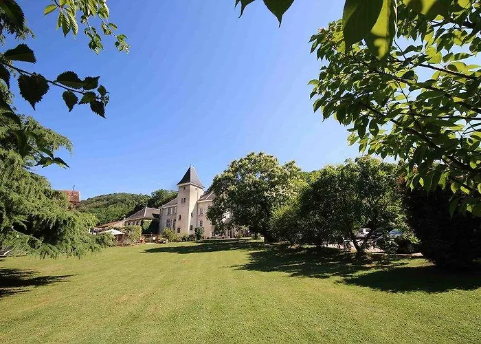 Chateau Hotel, Restaurant & De La Commanderie 4*