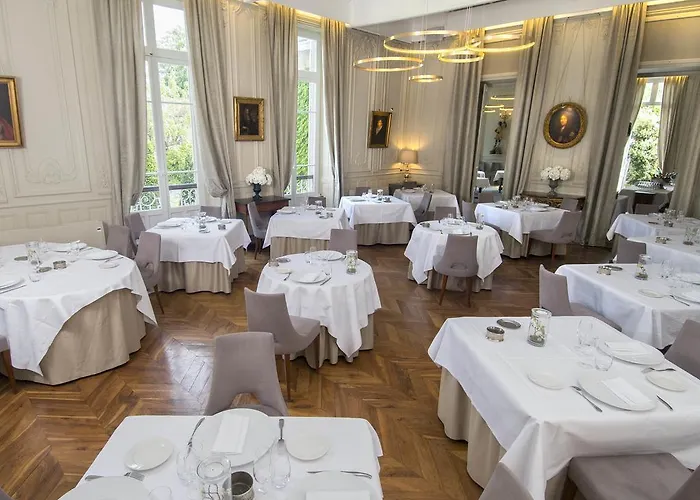 Hotel Chateau Hotel, Restaurant & De La Commanderie
