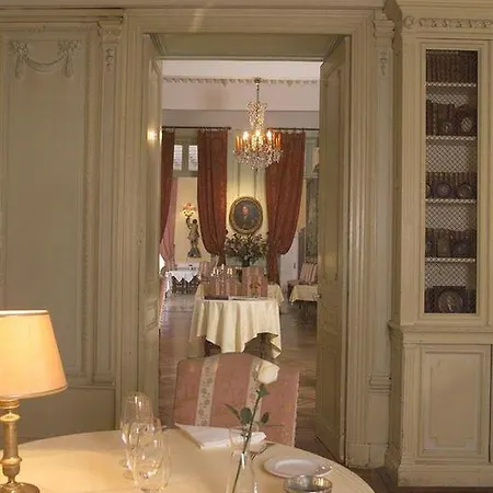 Chateau Hotel, Restaurant & De La Commanderie Hotel Eybens