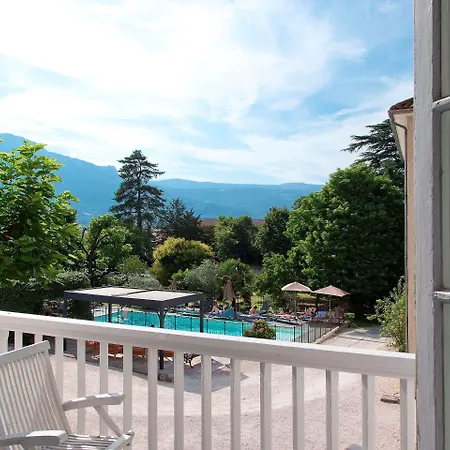 Hotel Chateau Hotel, Restaurant & De La Commanderie 4*