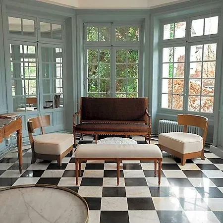 فندق Chateau Hotel, Restaurant & De La Commanderie