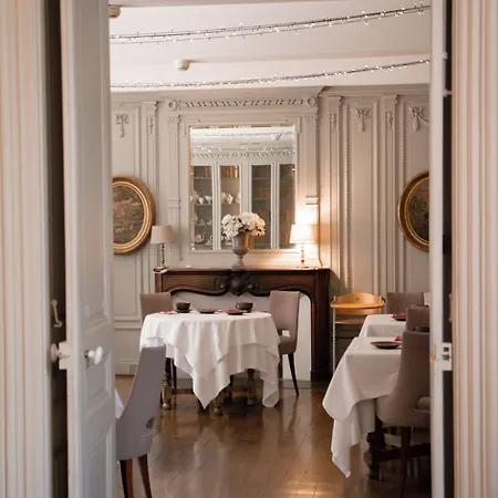 Château Hôtel, Restaurant&spa De La Commanderie Hotel 4*