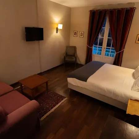 Château Hôtel, Restaurant&spa De La Commanderie Hotel Eybens