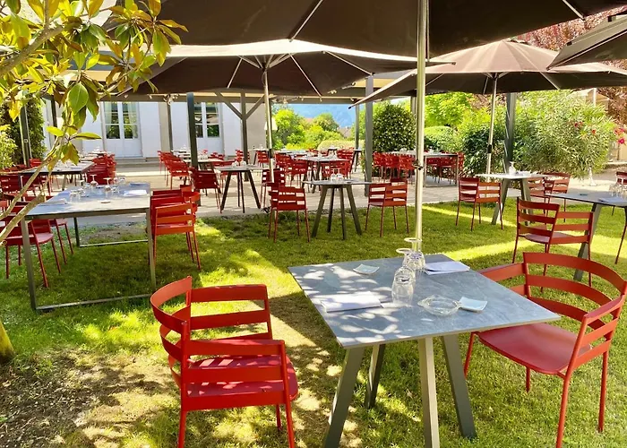 Château Hôtel, Restaurant&spa De La Commanderie 4* Eybens